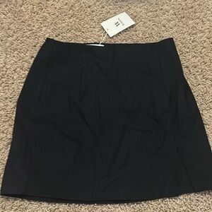 Black Basic Mini Skirt